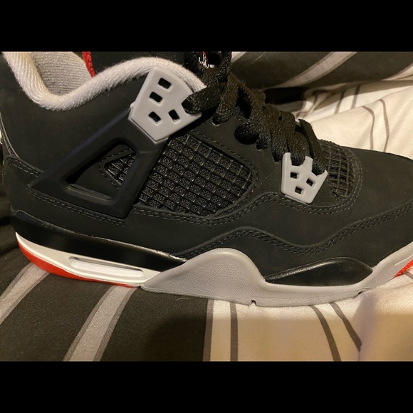 Jordan 4